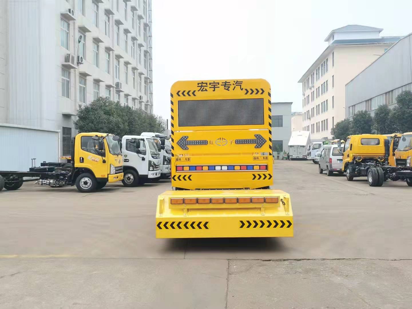 珠海市蓝牌防撞车 江铃防撞缓冲车